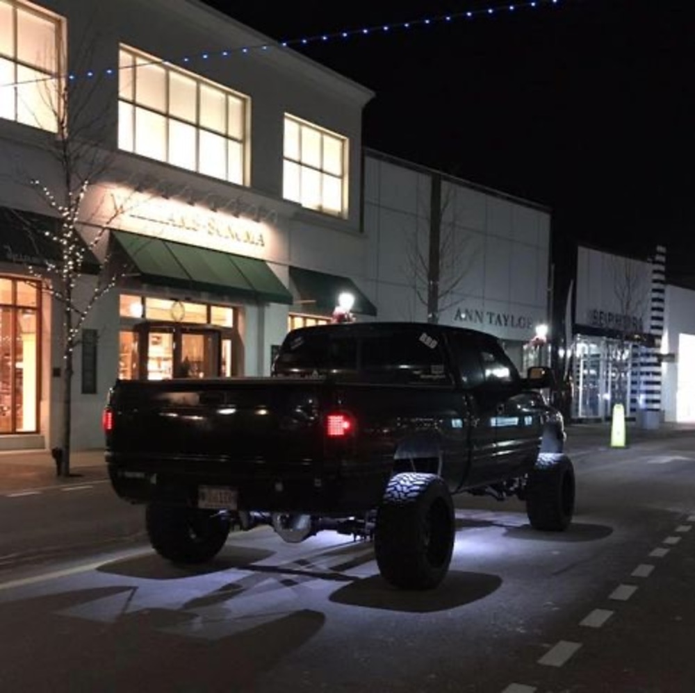 Meet your Posher, Kyle